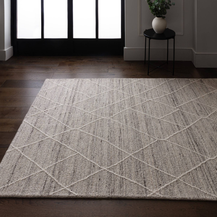 Rug Noah geometric light grey taupe and white 16
