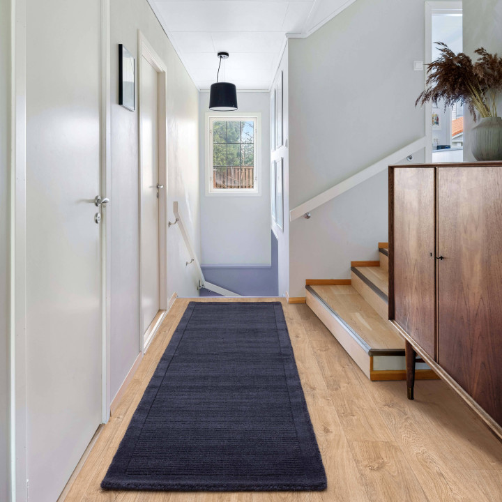 Tappeto York geometrico blu scuro corsia 68x240