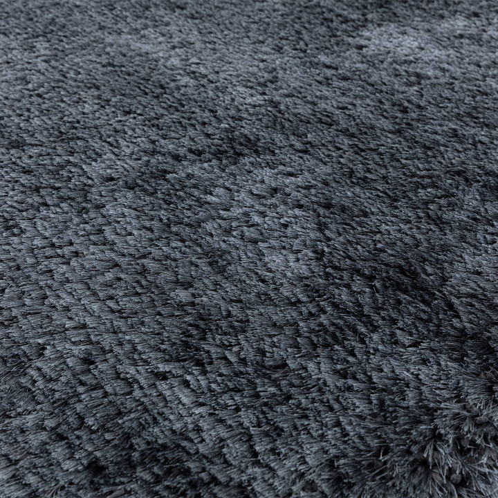Tappeto Plush tinta unita blu scuro e blu 140x20