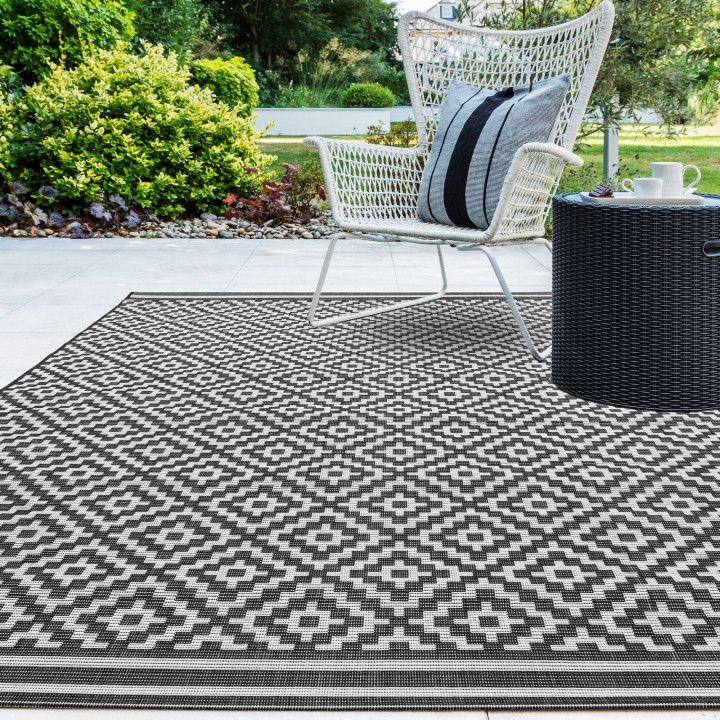 Rug Patio geometric black white 200x290 cm