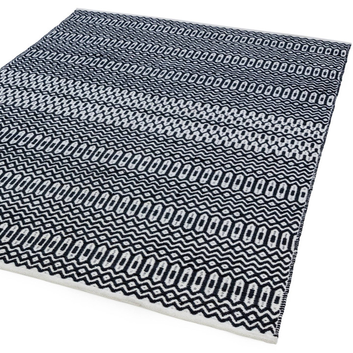 Rug Halsey geometric black white runner 66x240 c