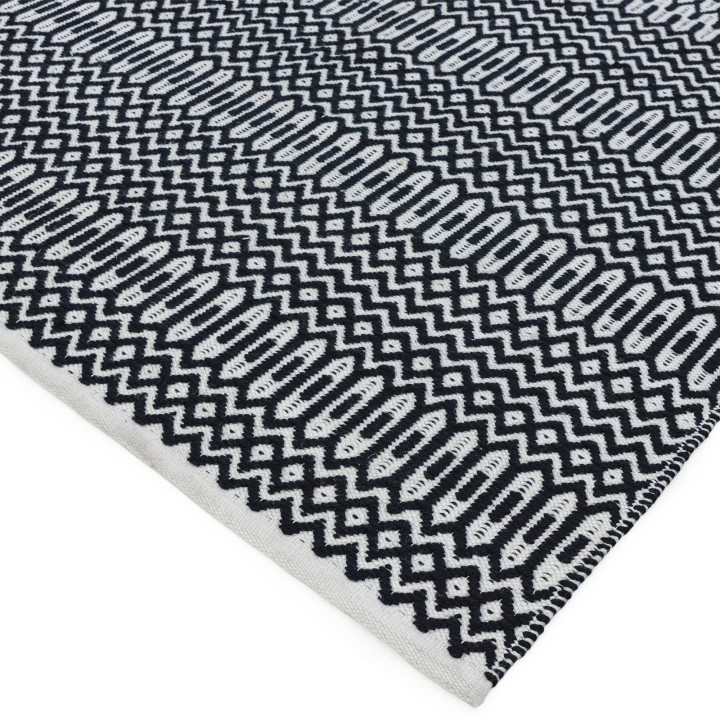 Rug Halsey geometric black white 200x290 cm