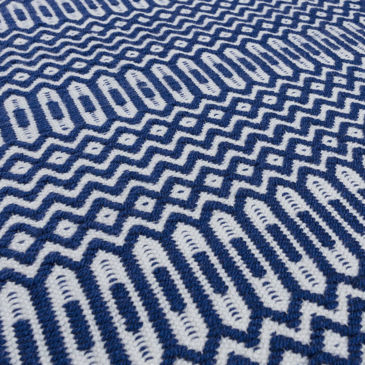 Tappeto Halsey geometrico blu scuro e bianco 160