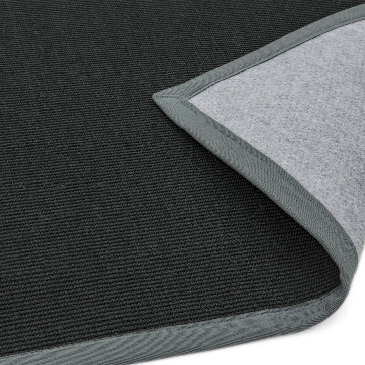 Tappeto Sisal tinta unita nero e grigio 240x340