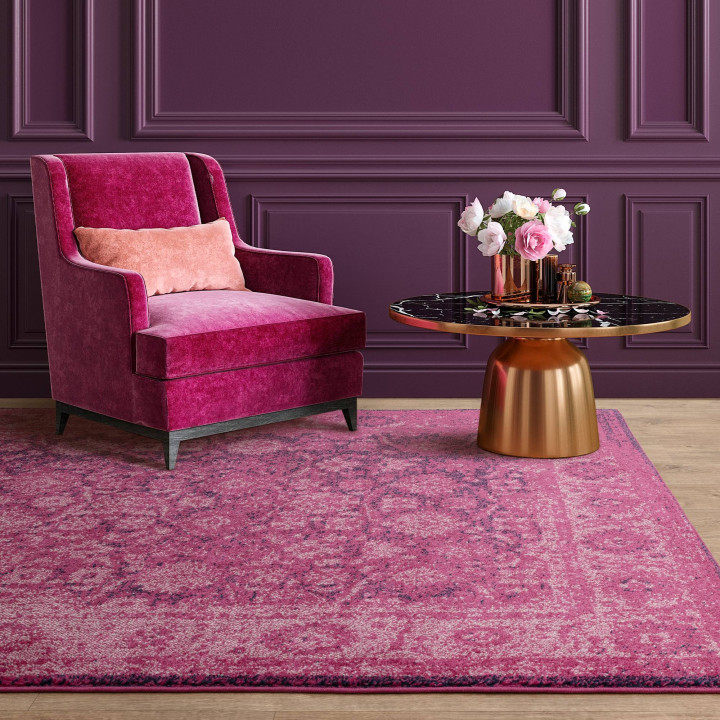 Tappeto Muse stilizzato rosa scuro e viola scuro