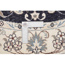 Hand Made Rug Nain Kashmar Persia 126x133 Dark