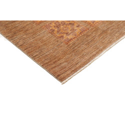 Hand Made Rug Bakhtiyar Pakistan 165x248 Brown