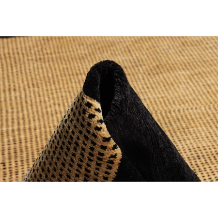 Hand Made Rug Essenzia Pakistan 142x201 Black B