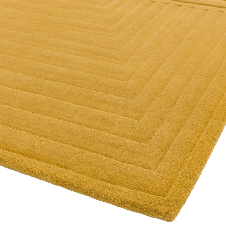 Rug Form geometric yellow gold 120x170 cm